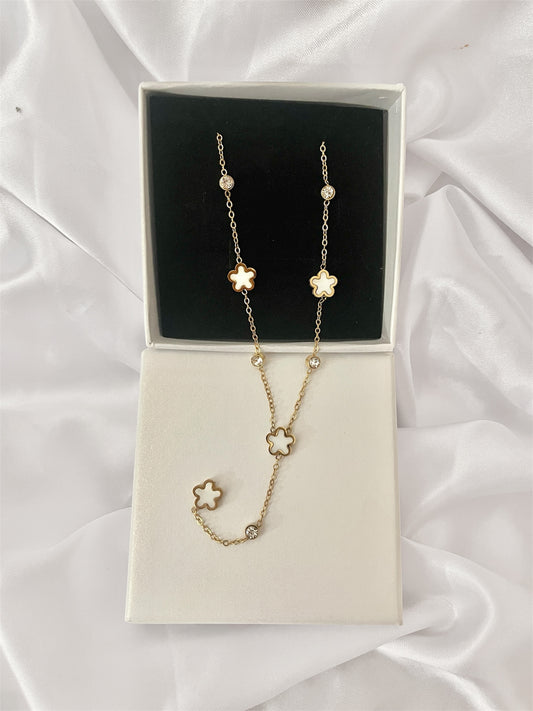 Bougie bijou collier floral